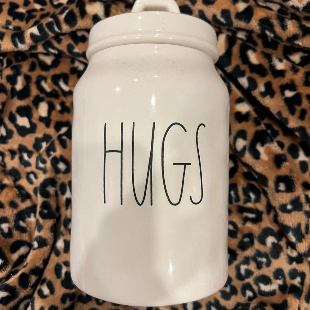 RAE DUNN CANISTER
